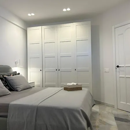 Altamira Family El Duque 公寓 阿德耶